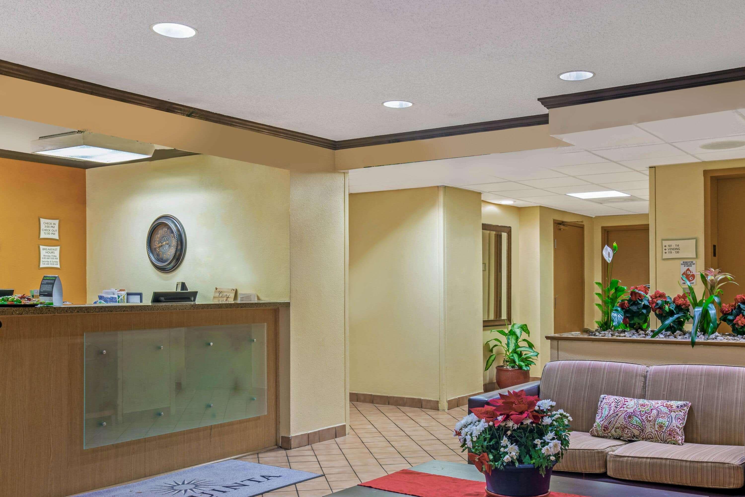 La Quinta By Wyndham Miami Hotel