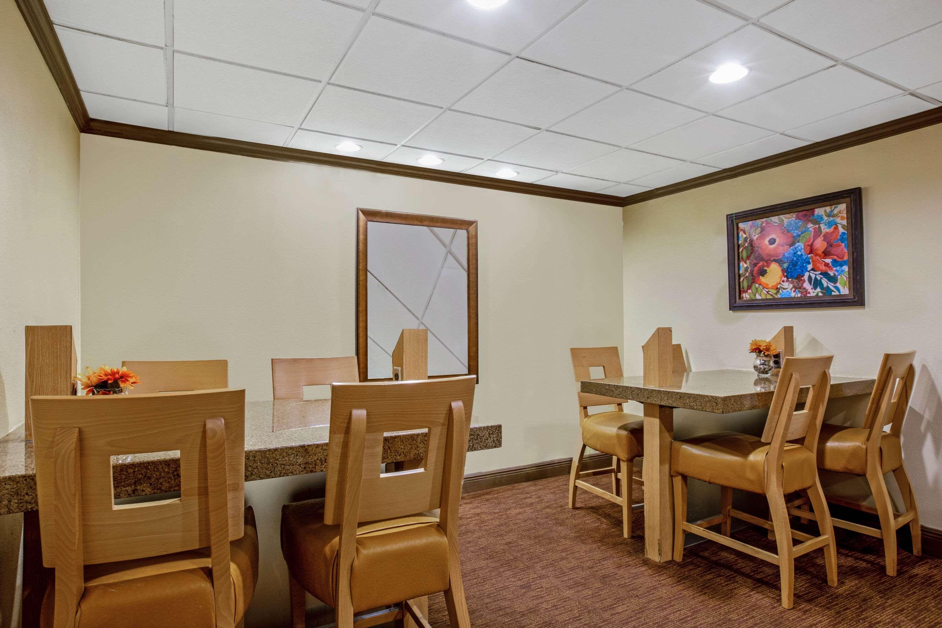 La Quinta By Wyndham Miami Hotel 3*