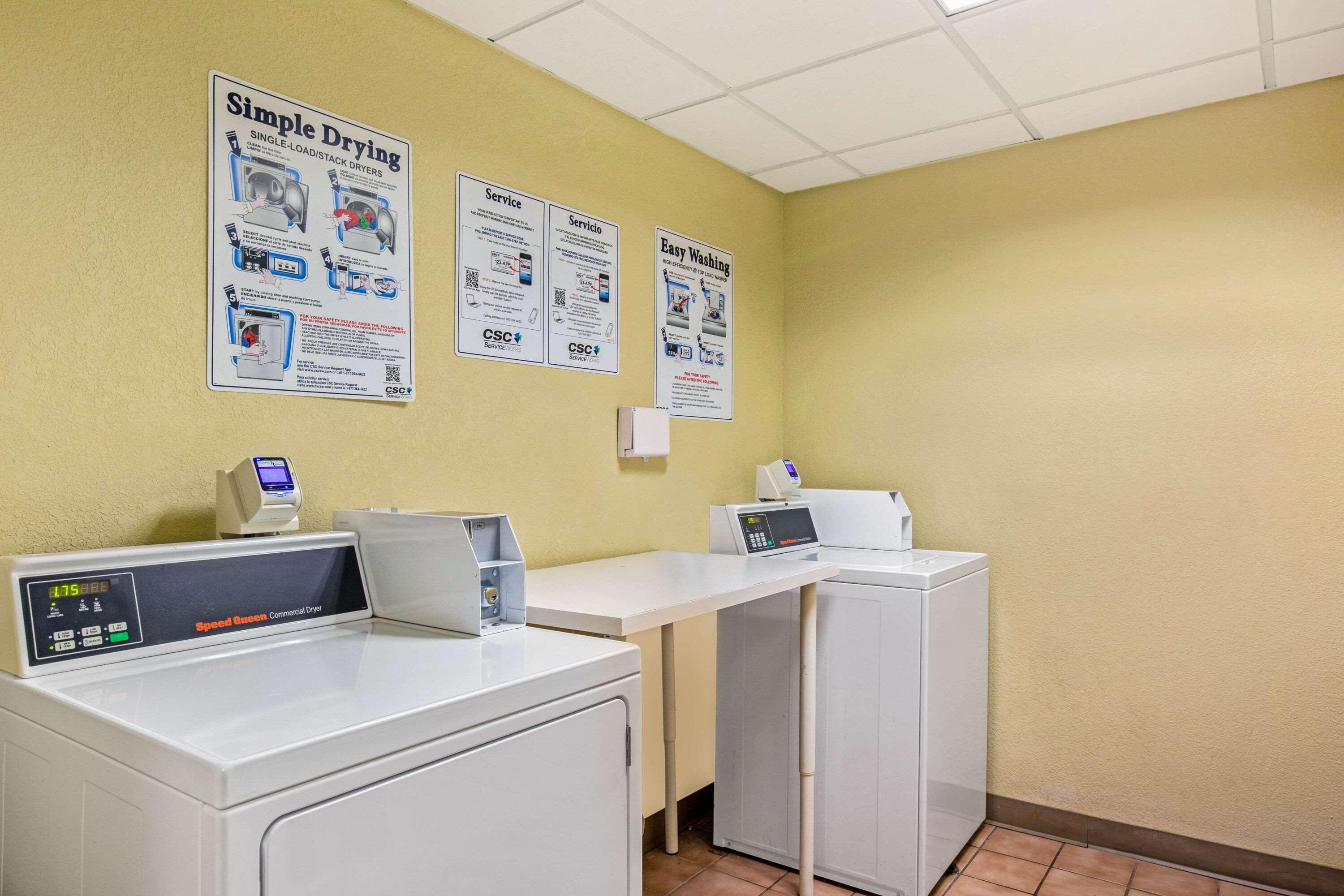 La Quinta By Wyndham Miami Hotel Cutler Bay